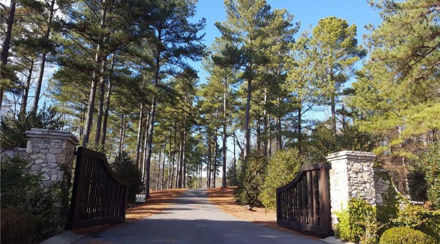 Enjoy the Perks of Gated Lake Communities