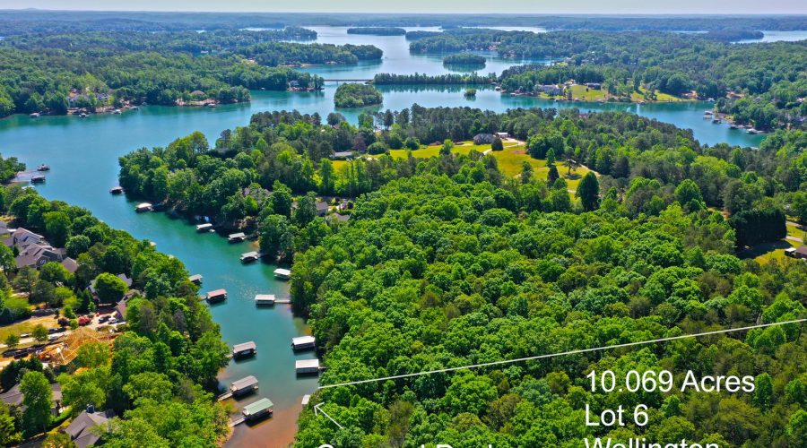 Lake Keowee Real Estate For Sale — Lots or Homes?
