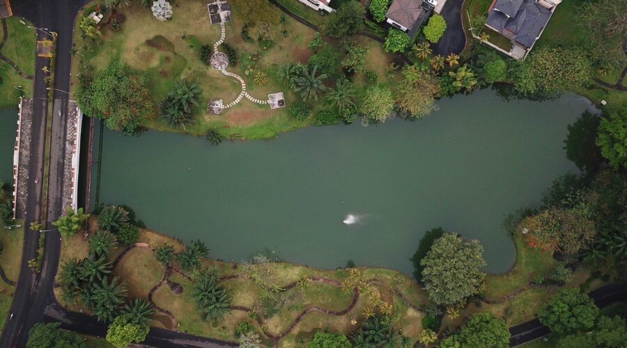 Lake Keowee in South Carolina vs Other Lake Home Destinations